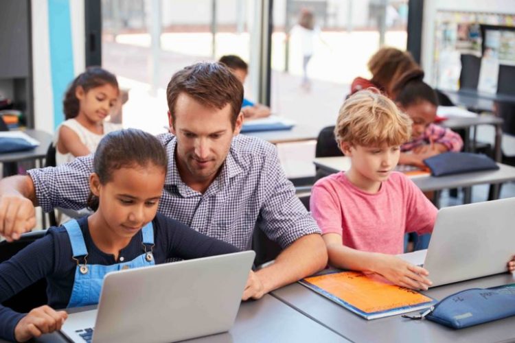 How Technology Has Evolved Our Educational Process?