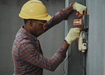 Hiring Electrical Contractors