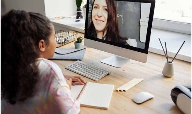a child attending online school