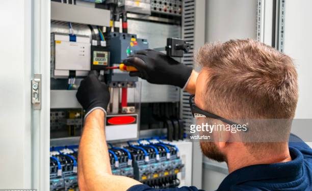 emergency electrician near me