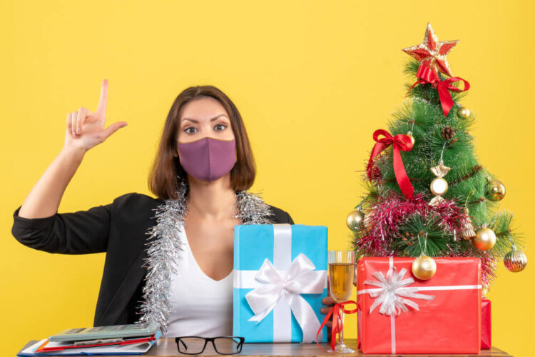 Office Gift Ideas for Christmas & New Year Under ₹500 & ₹1000
